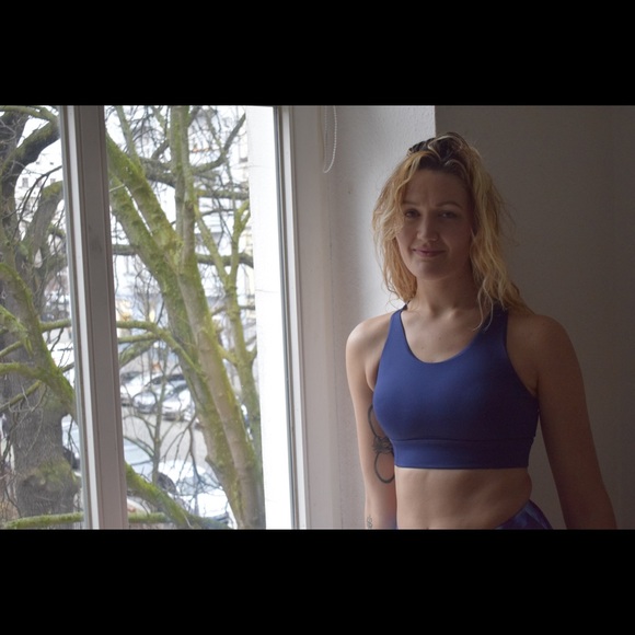 🔥NWT Blue Long-line Sport Bra - Picture 2 of 10